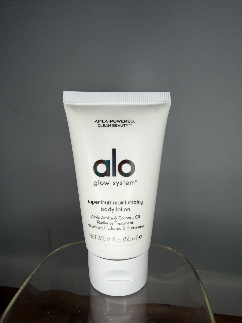 Alo Glow System Superfruit Moisturizing Body Lotion - 50 ml